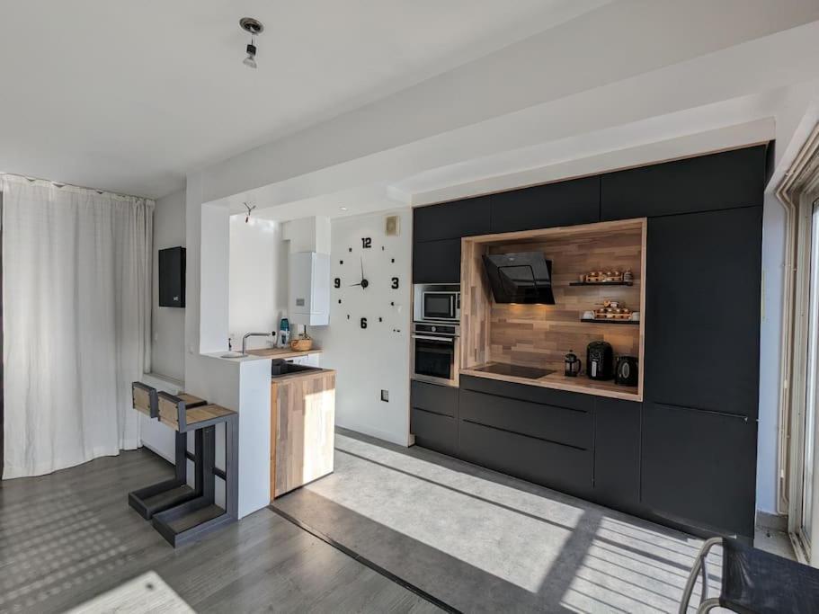 Appartement Hyper Centre Sur Yon - Spacieux Et Lumineux La Roche-sur-Yon