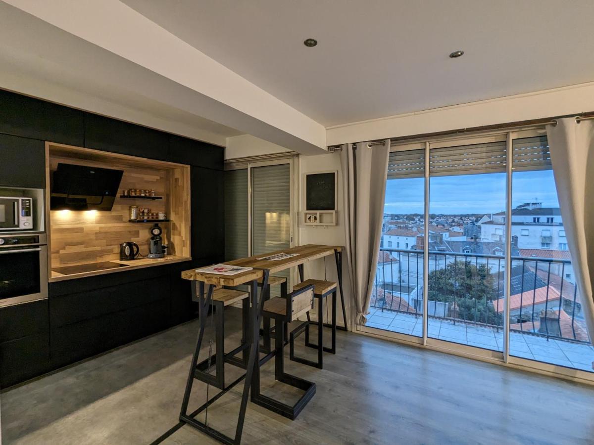 Appartement Hyper Centre Sur Yon - Spacieux Et Lumineux *